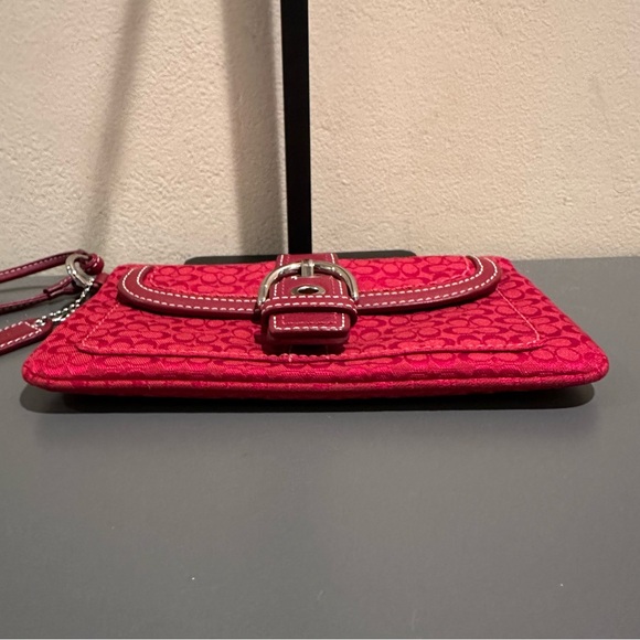 Coach Y2K SOHO Signature C Red Wristlet Clutch - Picture 7 of 9